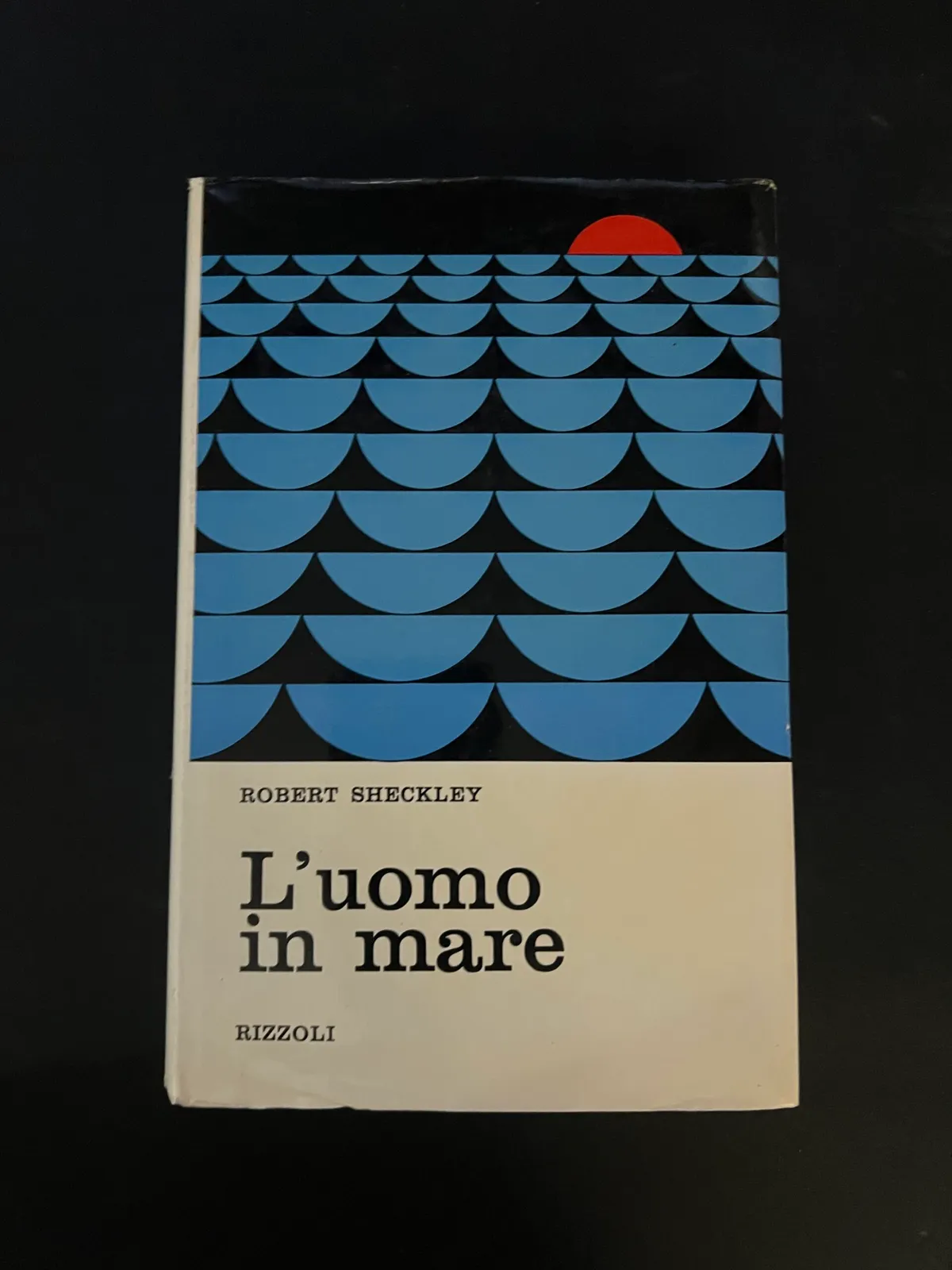 L'uomo in mare di Robert Sheckley